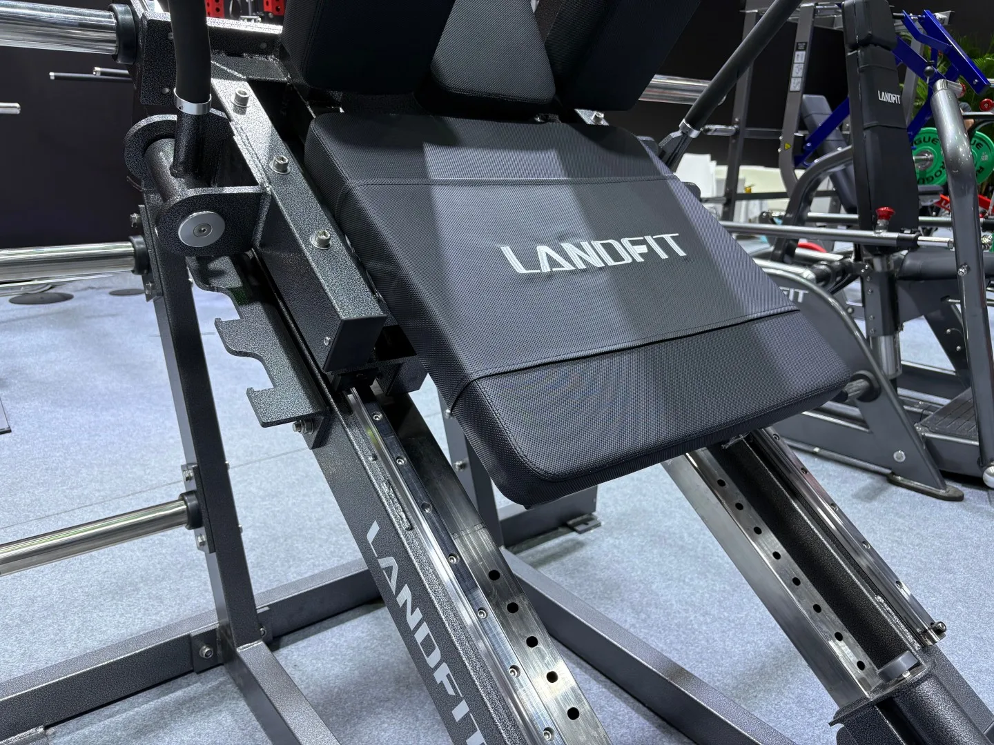 Equipamento de Academia: Máqui - Leg Press Machine avaliação e preço