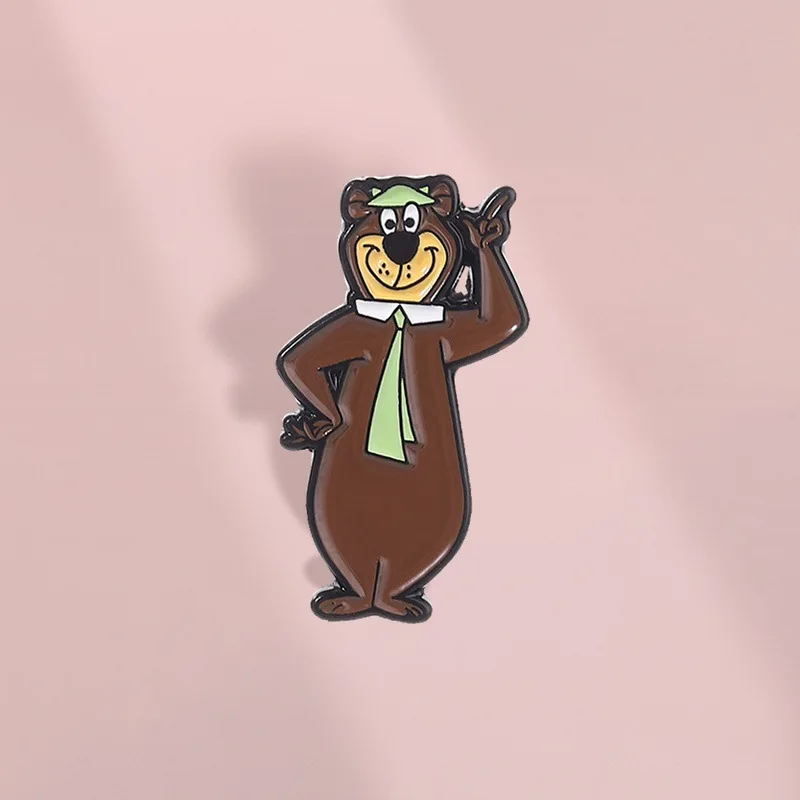 Animal Brooches Cartoon Brown Bear Metal Badges Small Gifts Wholesale Cap Pins for Caps Backpack Pin Brooch Lapel Backpacks Bag