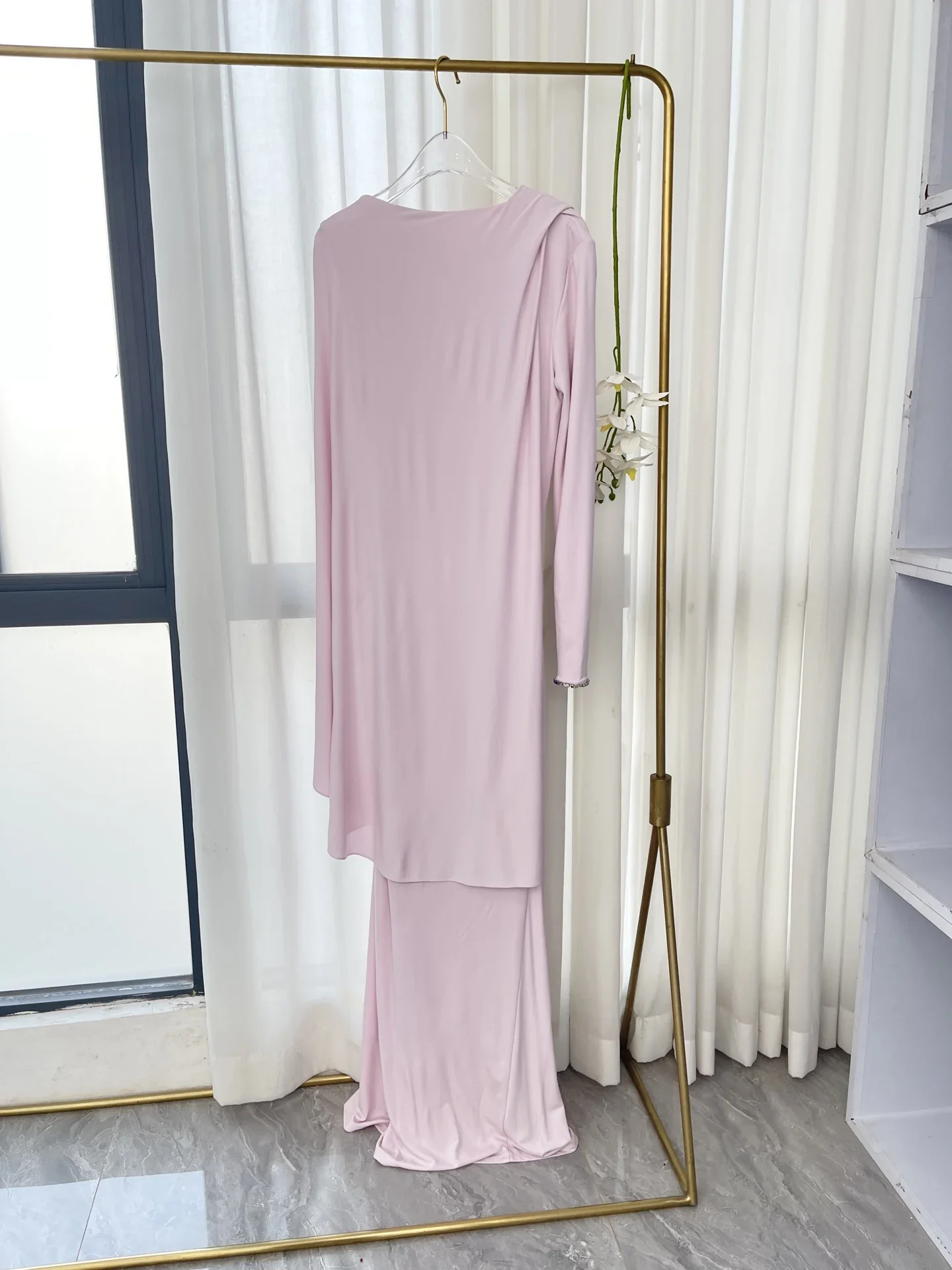 

2025 New Beautiful Pink Full Sleeve Ruffles Elegant Party Women 's Trumpet Maxi Dress