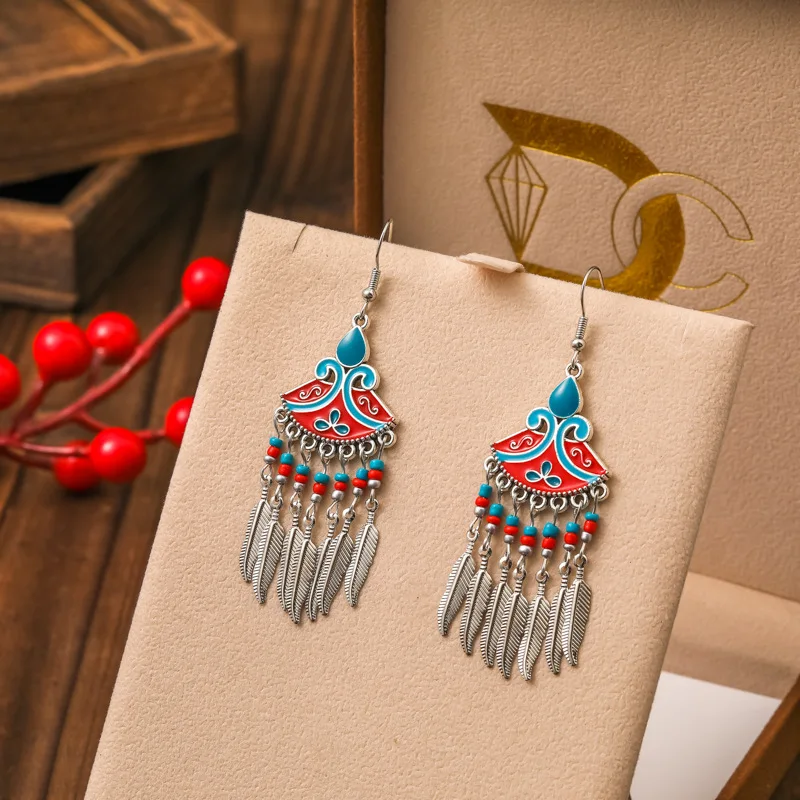 New Ethnic Enamel Fan Shaped Rice Bead Earrings for Women Creative Elegant Silver Color Metal Leaf Tassel Earring Party Jewelry