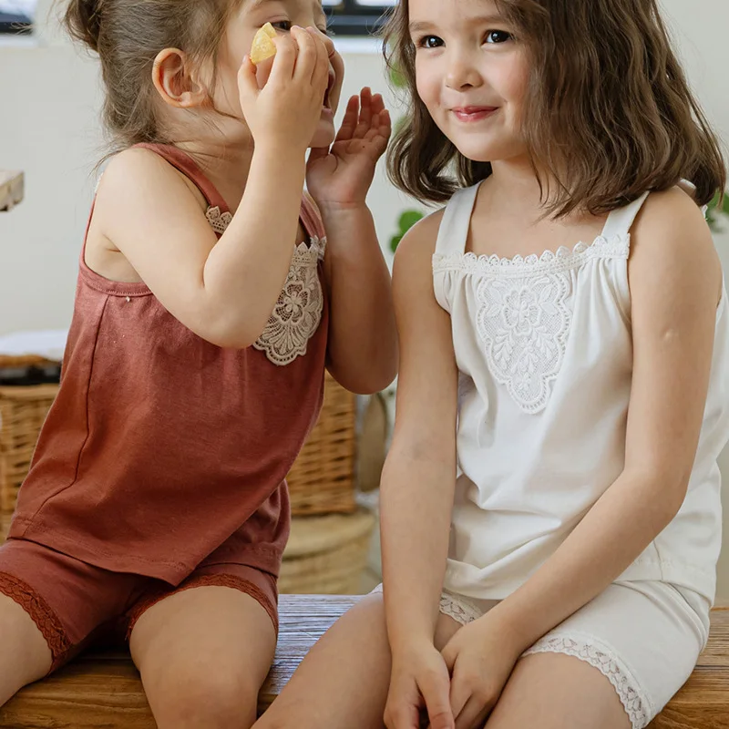 

2025 Summer Girls and Girls Children's Versatile European Flower Three-color Cotton Soft Suspender Top