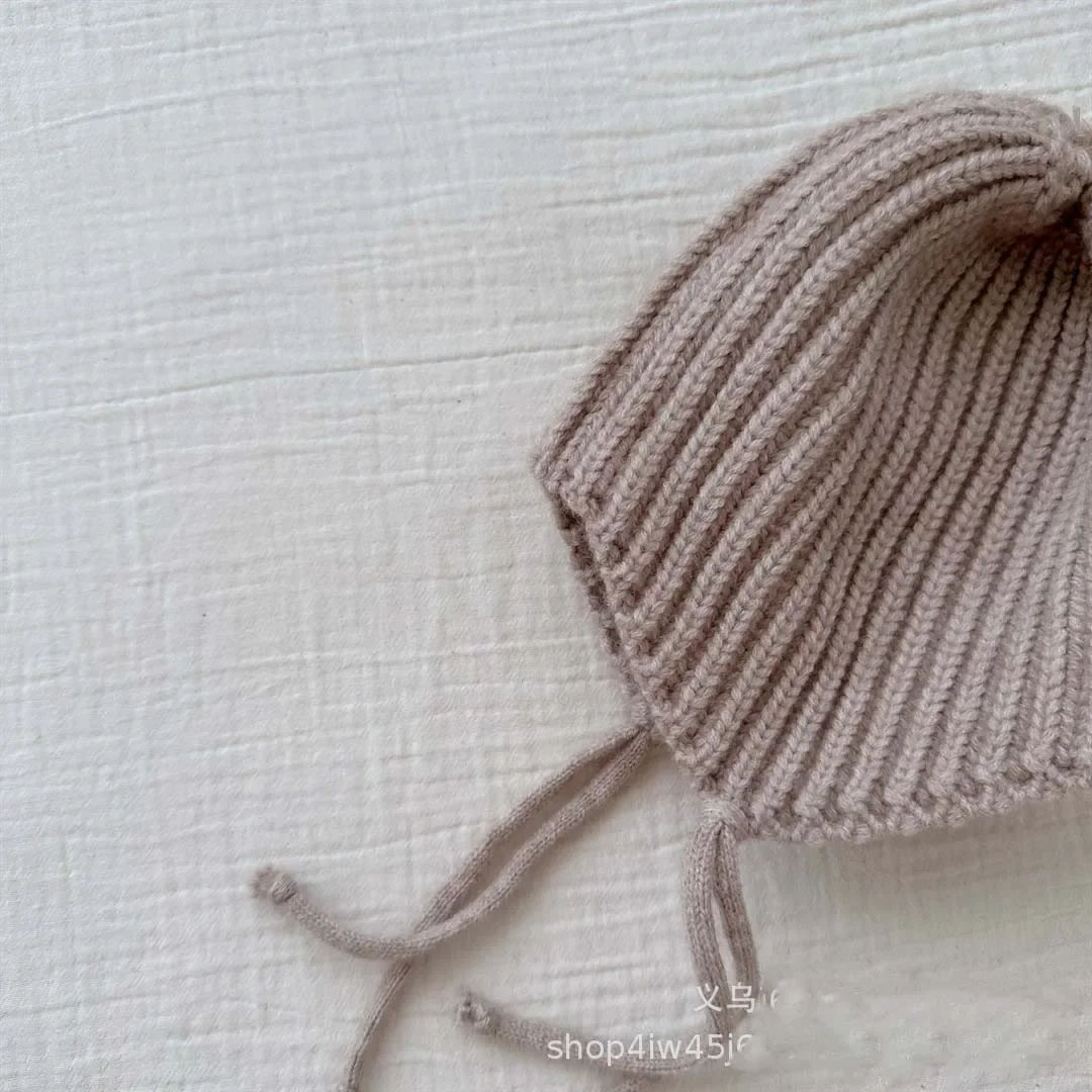 Gorro infantil coreano de proteção auricular, chapéu de malha de bebê com etiqueta, pulôver de lã monocromático, meninos e meninas, inverno