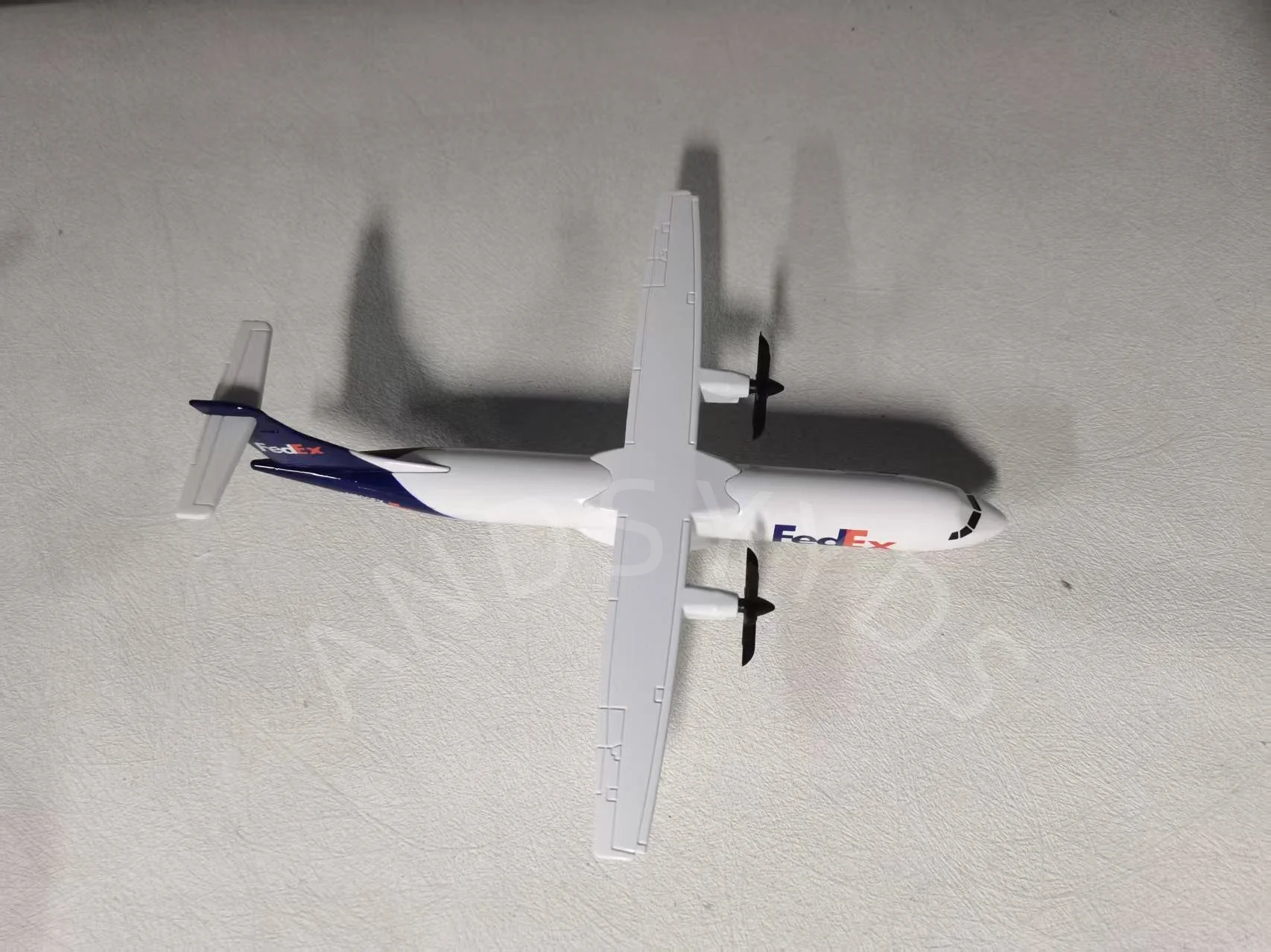 دييكاست الطائرات فيديكس ATR سبيكة المواد المعدنية 20 سنتيمتر نموذج طائرة مع عجلة الهبوط التروس طائرة لعشاق الطيران هدية #6