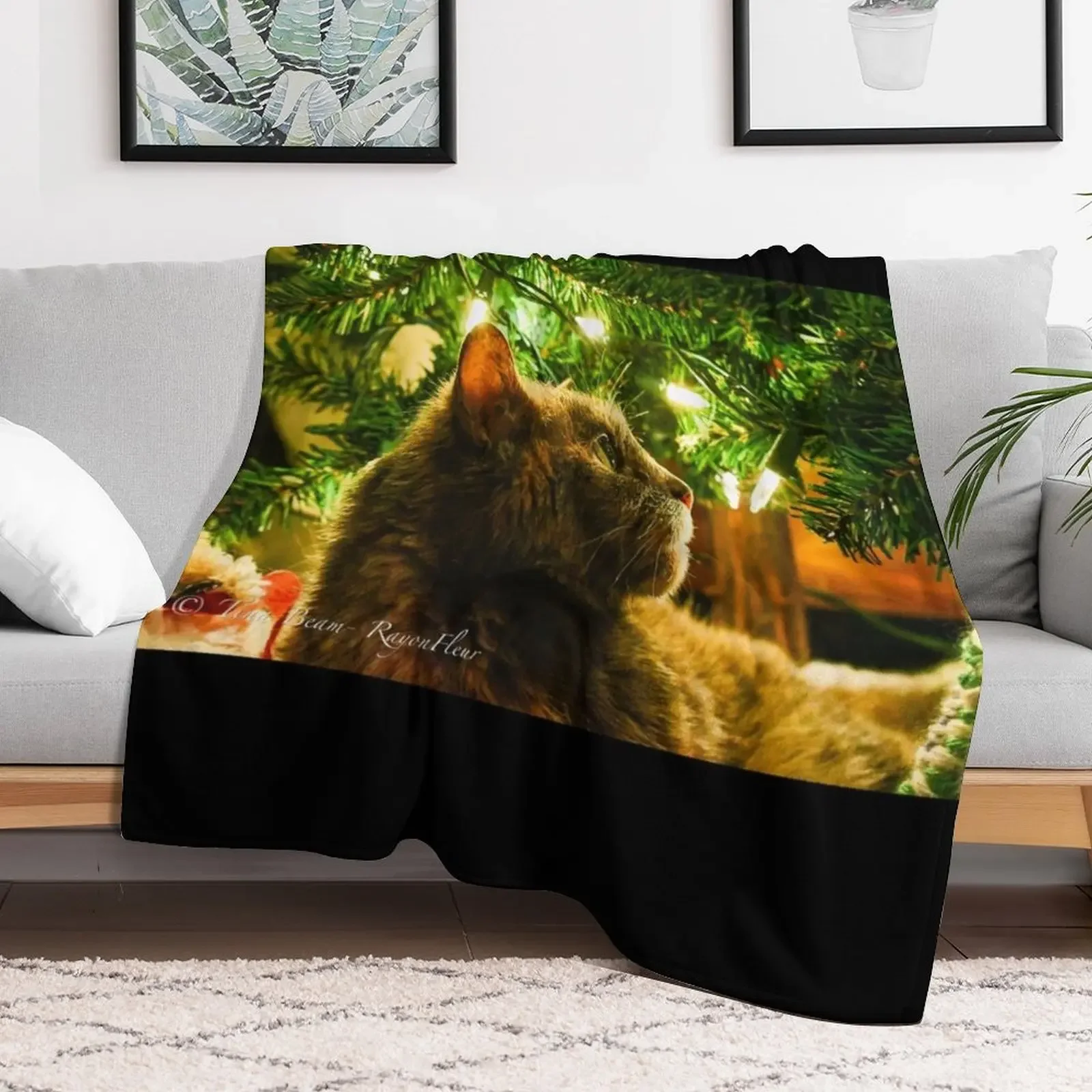 Christmas Breeze in glow of tree Throw Blanket Stylish Decor Blanket Gift for Friends Roommate