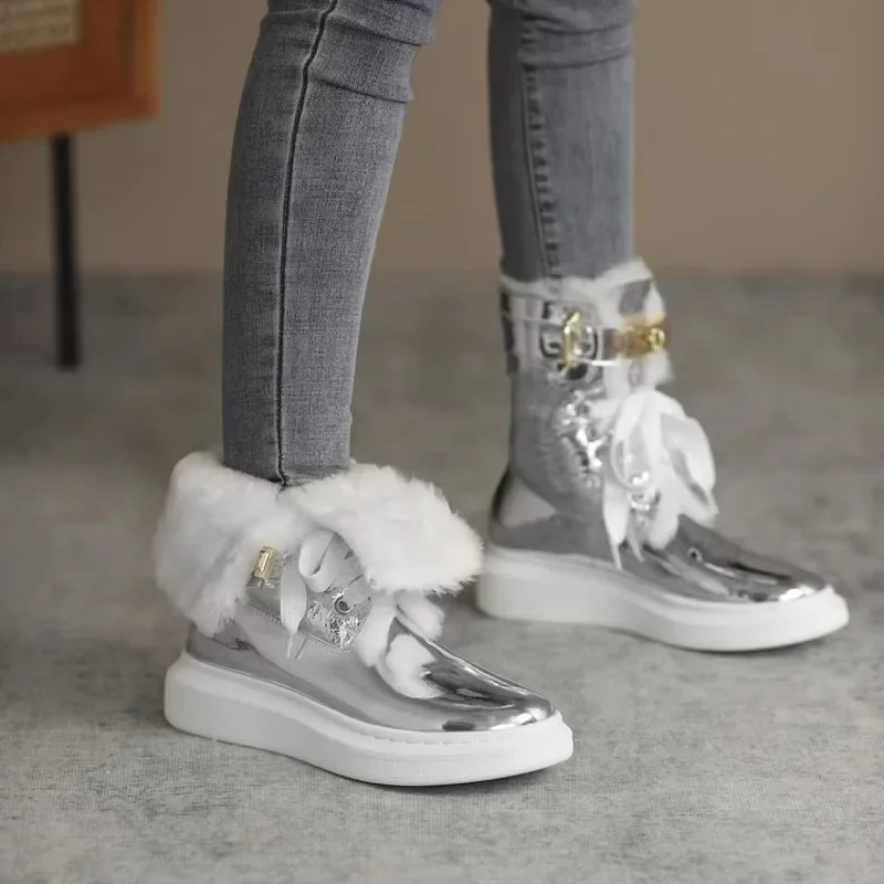 Fashion Metal Lock Buckle Lace-Up Silver Bling Wool Fur Snow Boots Round Toe Thick Sole White Fur Winter Motorcyle Boots Women