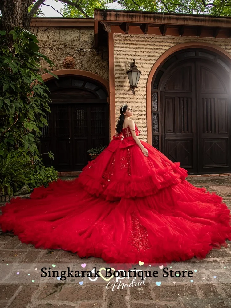 Red Quinceanera Dresses With Detachable Train Ball Gown Crystals Bead Lace Appliques 15th Birthday Party Dress Customized