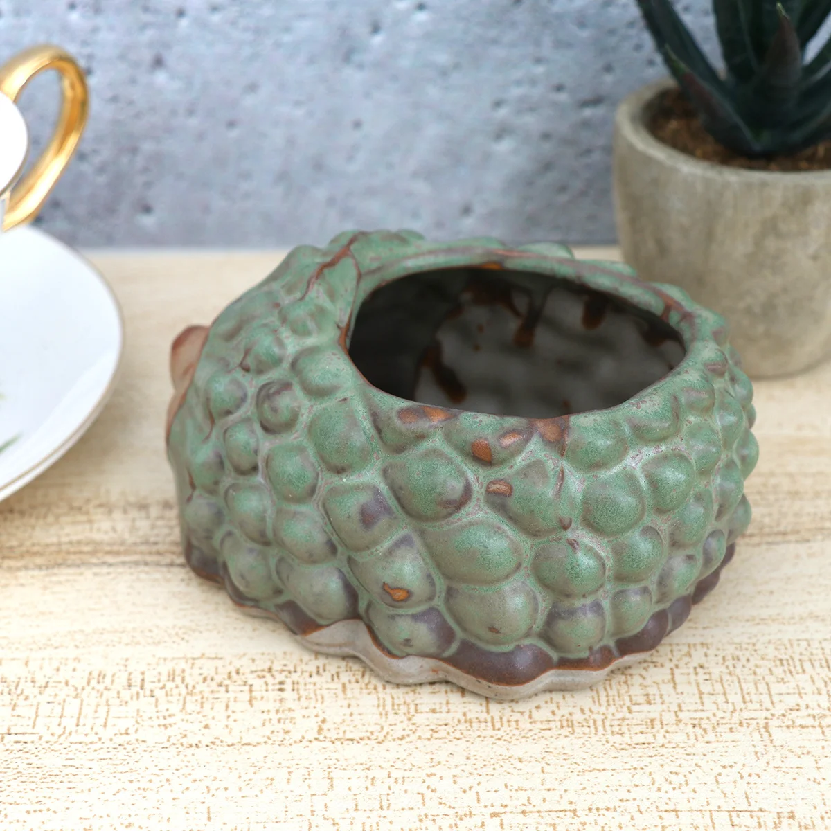 

Cartoon Animal Shaped Resin Flower Pot Hedgehog Vase Home Office Decoration Succulent Planter Decorative Flower Pots