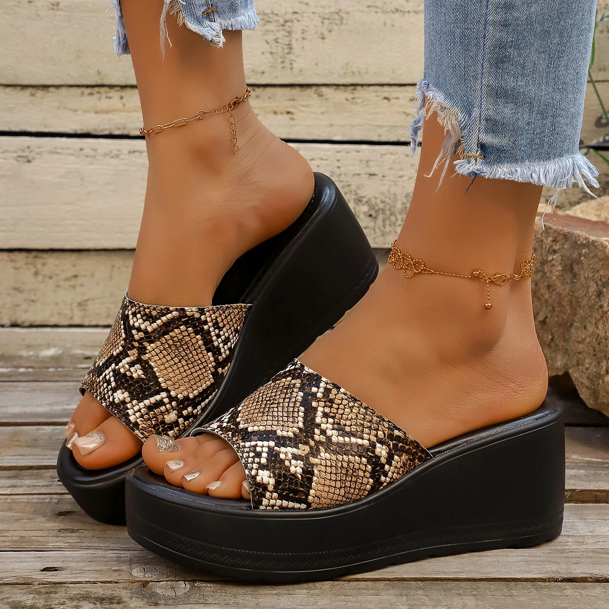 

Women Sandals Plus Size Thick Heel Roman Shoes Sexy Snake Print High Heels Sandals Women Summer Outdoor Platform Slippers Woman