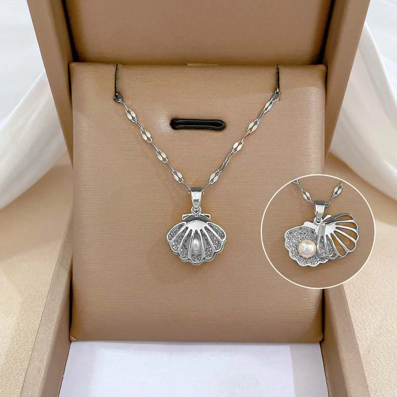 Creative Zircon Strand Hollow Shell Pearl Necklace Women Elegant Stainless Steel Pendant Beach Party Jewelry Premium Gift