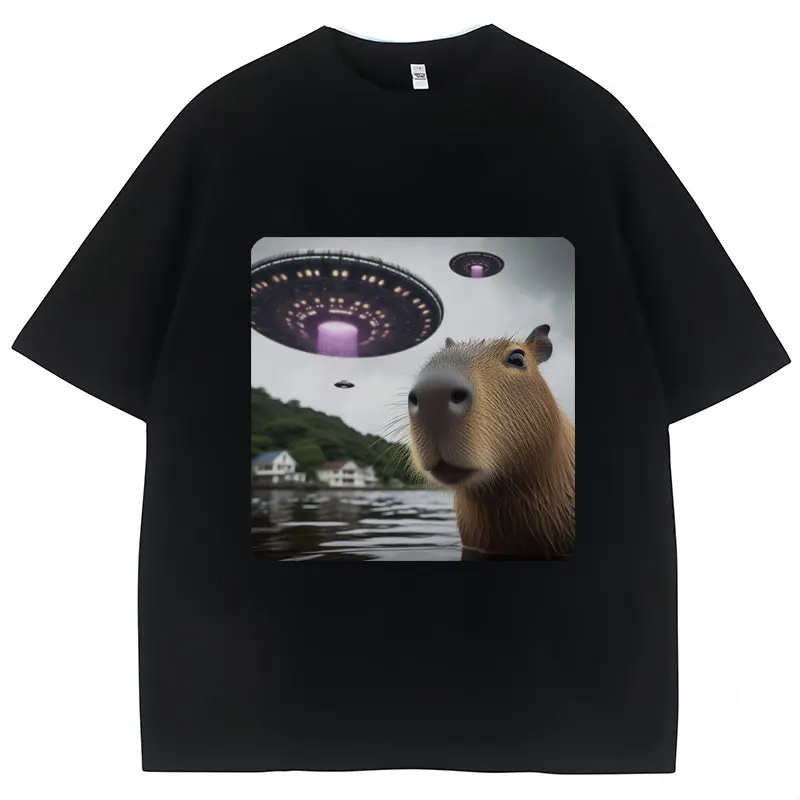 Funny Alien Selfie UFO Capybara Graphic T-Shirt Animal Lovers Men Women Tee Shirt Cozy Cotton Loose Casual T-shirts Streetwear