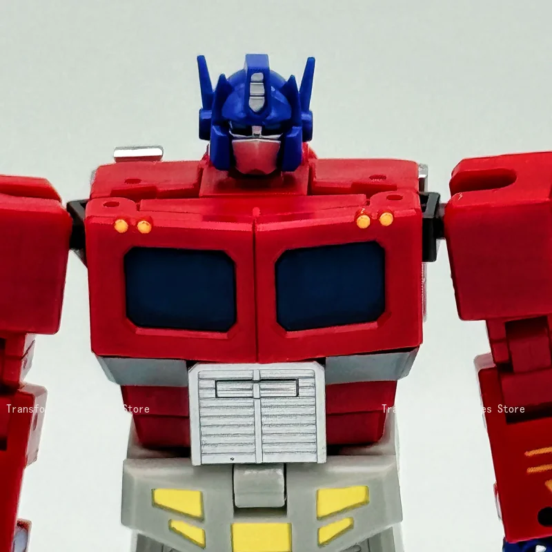 Oryginalna Transformacja 2001 Mała Skala Optimus Prime Komandor Zabawka Oryginalny Kolorowy Pas Model Samochodu Wysokość 12cm Model Studio Prezent