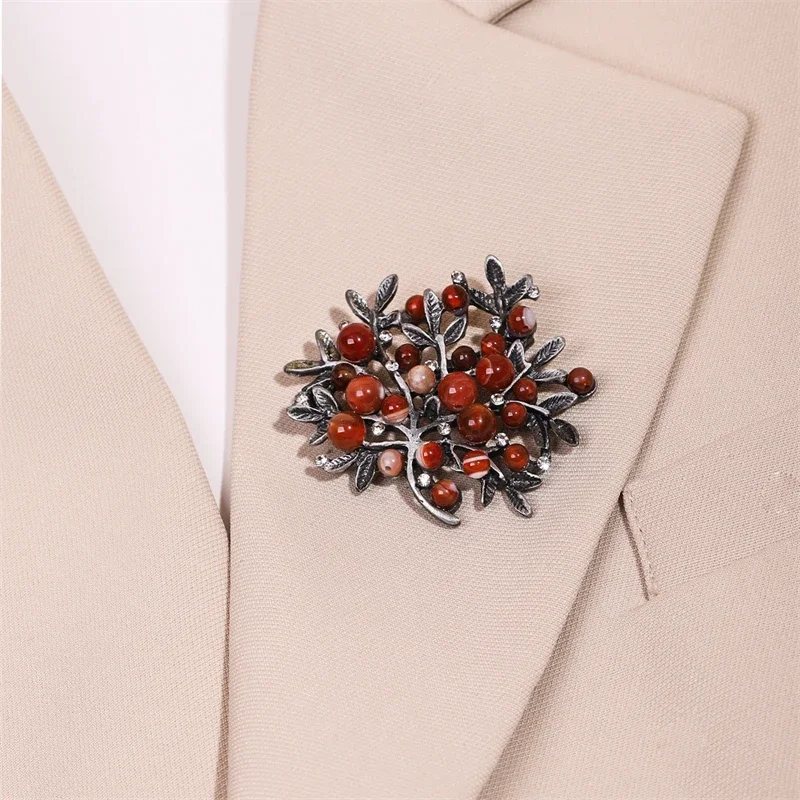 Red Rhinestone Trees Brooch Natural Stone Pin Vintage Bouquet Clothes Clip Brooches and Pins for Women Wedding Accessories