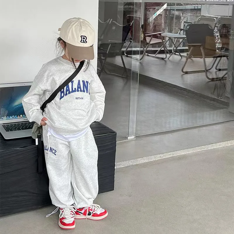 2025 ربيع جديد الأطفال ملابس طويلة الأكمام مجموعة الفتيان الفتيات إلكتروني طباعة البلوز + السراويل 2 قطعة دعوى الاطفال ملابس رياضية غير رسمية #3