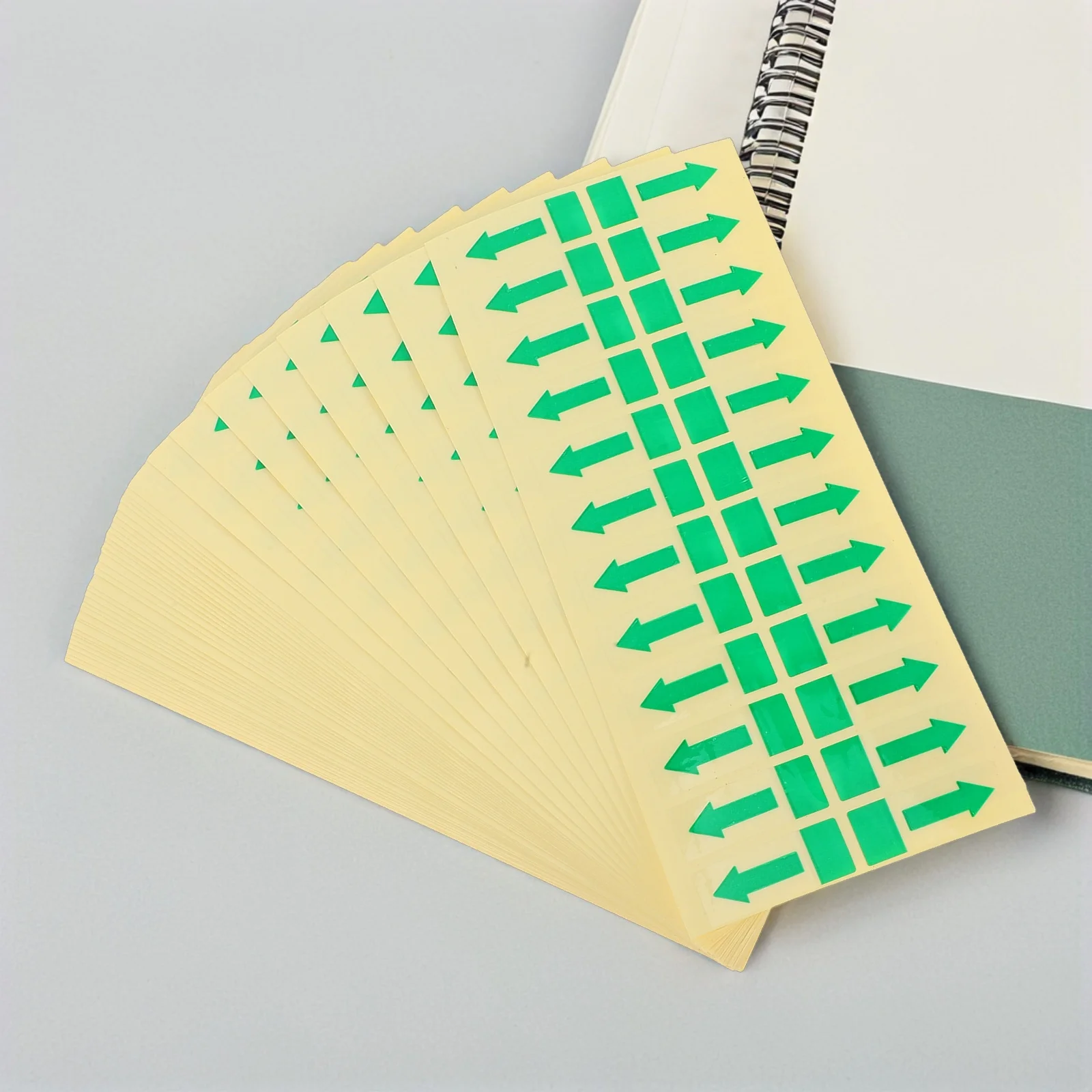 

Sealing Label Trash Bag Marking Stickers Self-adhesive Labels Arrow Signs for Garbage Bags