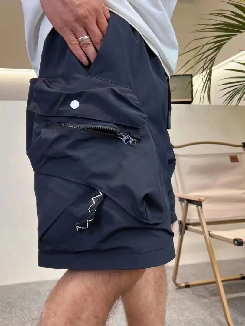 

Men's Outdoor Workwear Shorts Summer Trendy Brand Quick Dry Multi-Pocket Five-Quarter Length Sports Utility Pants Casual Loos...