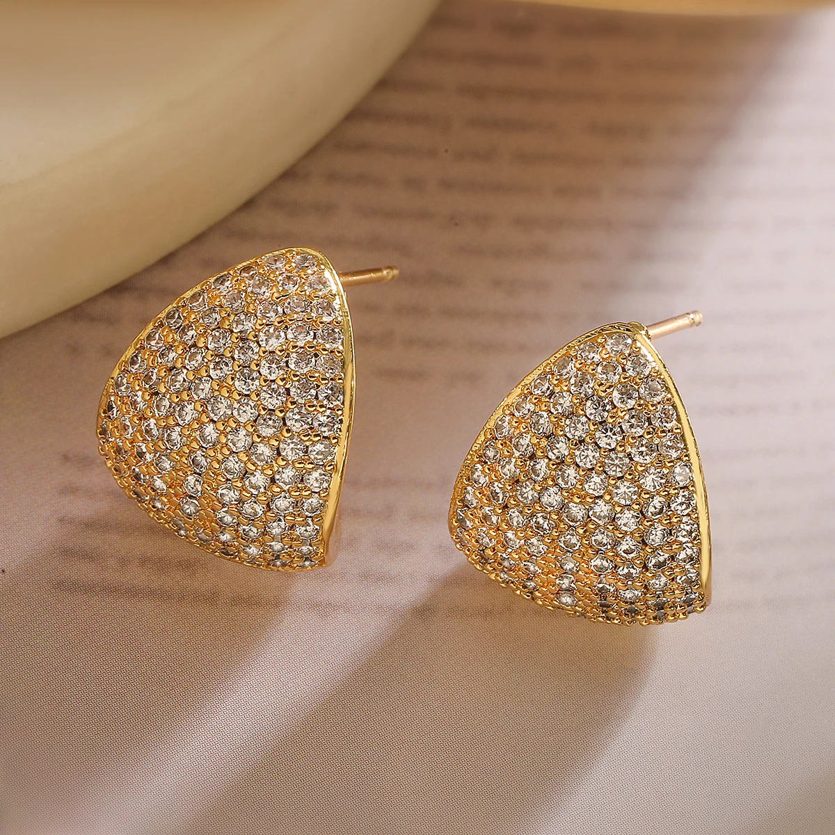 Graceful INS Design Cubic Zirconia Earrings For Women Girls,High Quality Stud Earrings Daily Party Jewelry Female Gift