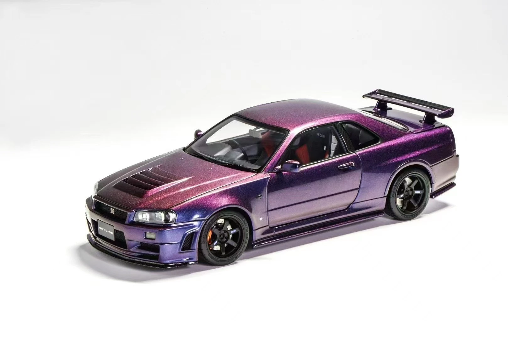 MH Motorhelix 1:18 Skyline GTR R34 CRS Chameleon JDM Simulation Limited Edition All Open Alloy Metal Static Car Model Toy Gift