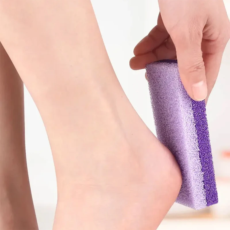 Piedra pómez para pies, lima para pies, eliminador de callos y piel muerta, depurador de talón, pies lisos en segundos, herramienta exfoliante de pedicura, color morado