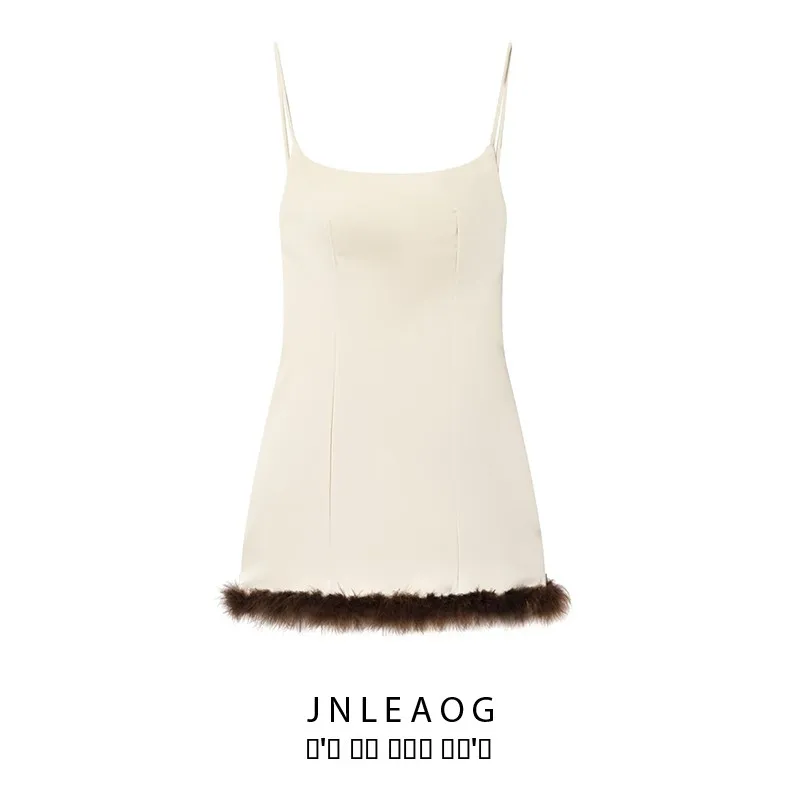 엘리 페더 트림 새틴 느낌 Dr JNLEAOG 가을 신상 여성 패션 디자인 스트레이트 튜브 스커트 캐주얼 드레스