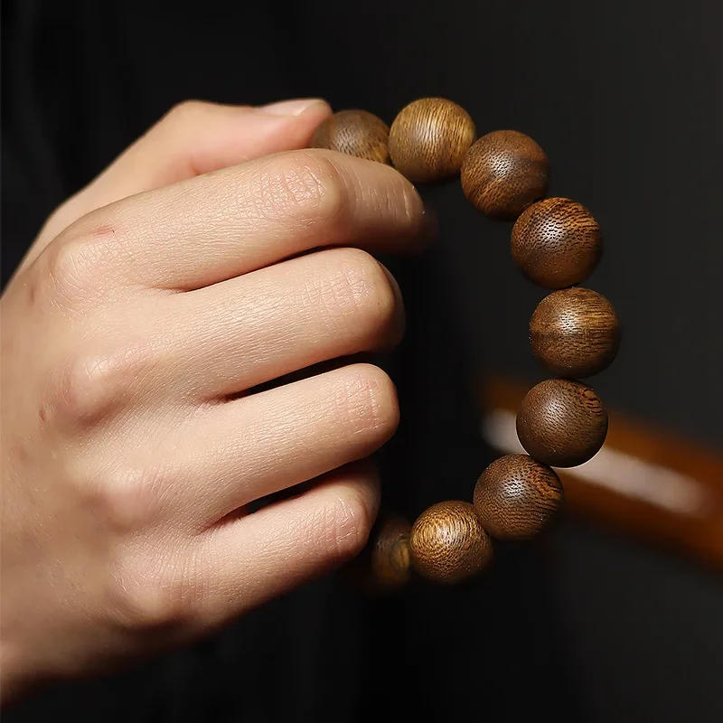 Factory agent Vietnam cute old materials lvqi Nan releaglewood prayer beads bracelet crafts