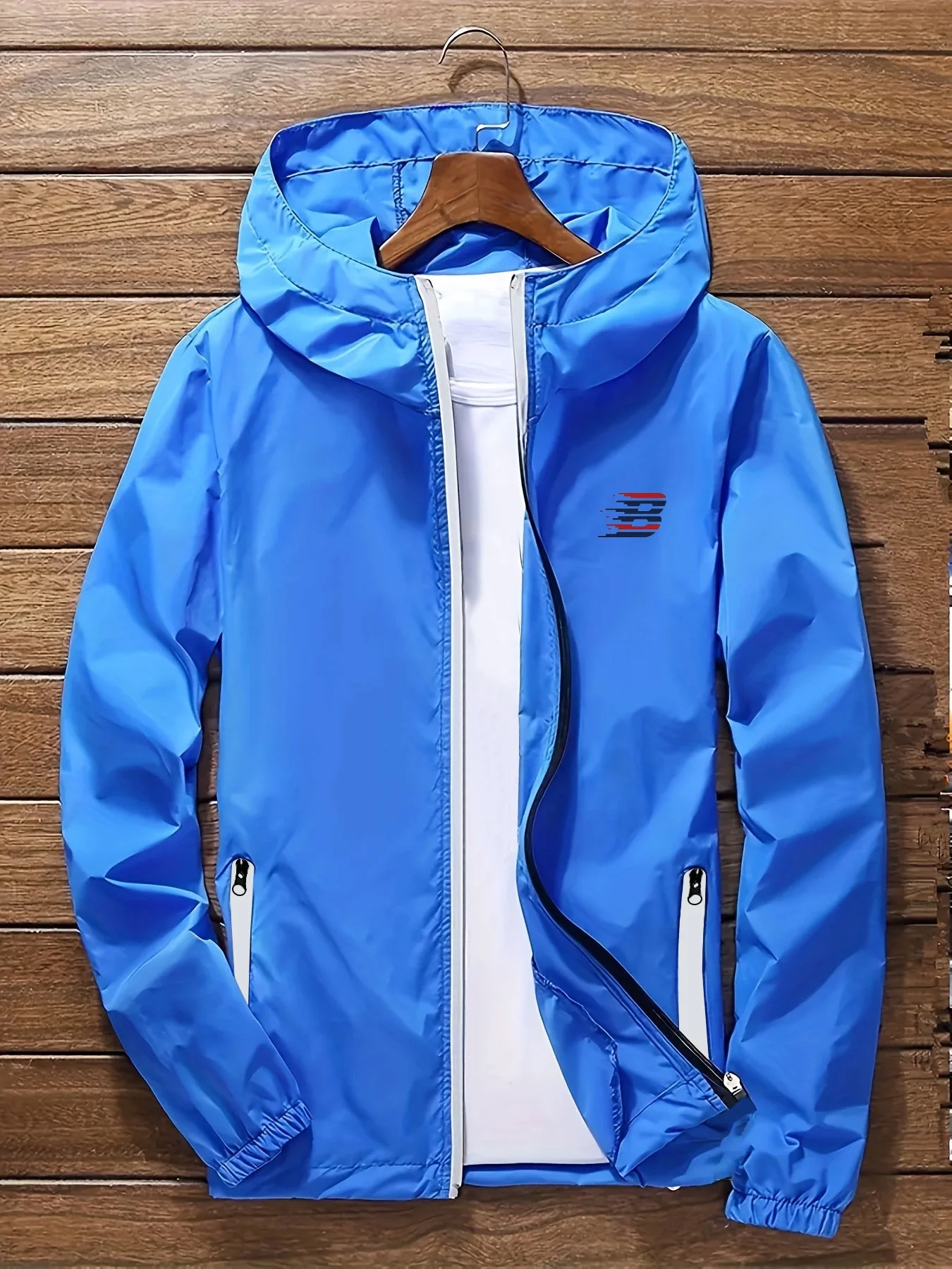 

2025 new men's top, a reflective sun-protective jacket for men, is fashionable, bright and colorful