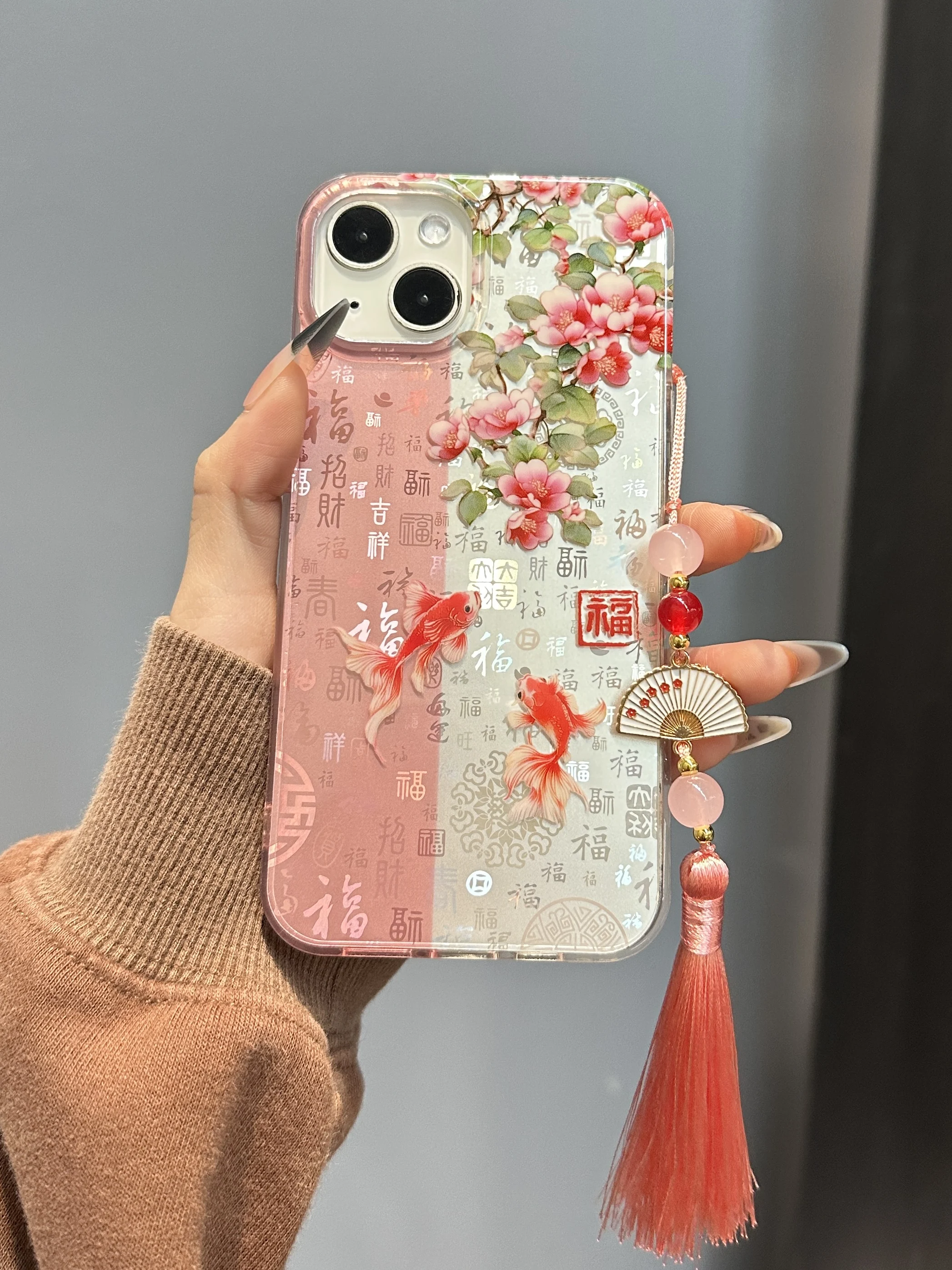 Creative INS Auspicious Chinese Goldfish with Tassel Dangle Phone Case for iPhone 16 15 14 13 Pro Max Back Phone Cover Capa