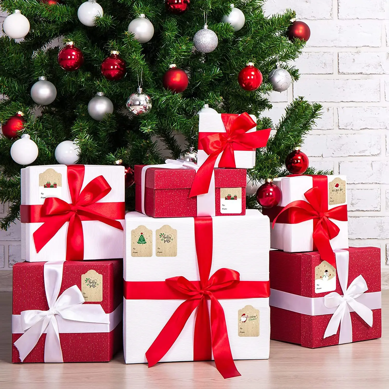 300Pcs/Roll Christmas Gift Name Tag Stickers for Presents Packing Name Writing Labels Christmas Themed Decor Self-adhesive Paper