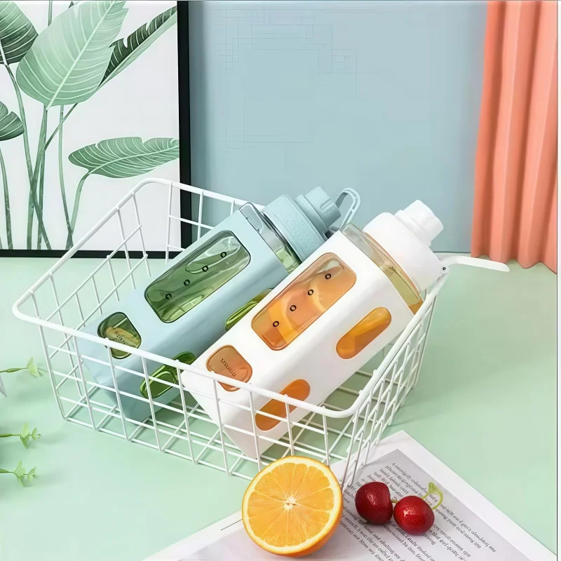 600 مللي الصيف الرياضة الكرتون بسيط في الهواء الطلق كوب بلاستك القش المحمولة حزام مقبض ارتفاع درجة الحرارة أكواب مياه زجاجات درينكوير