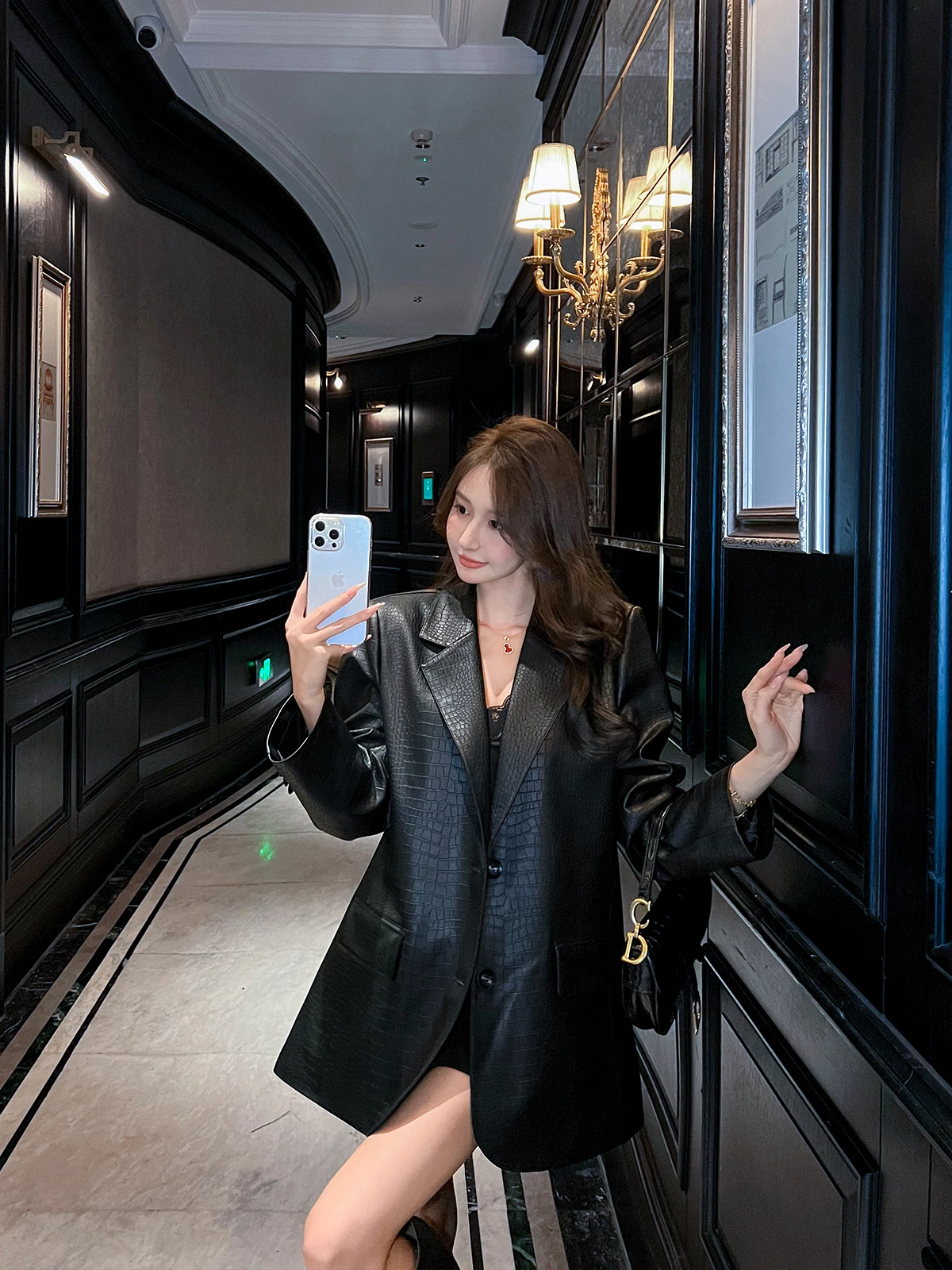 Bla cocodrilo estampado PU cuero Jaet mujer suelta Casual Sle primavera otoño nueva llegada botón decorado viaje viento