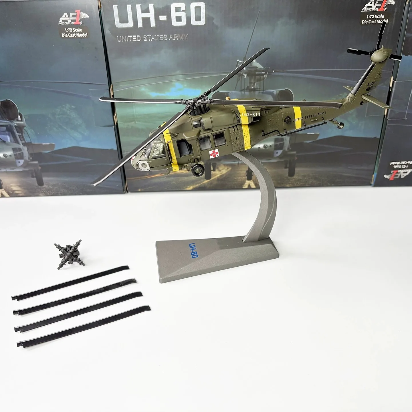 Diecast 1/72 US UH-60 Black Hawk Helicopter North Combat Eagle Alloy Aircraft Models Adult Collectible Aircraft Display For Home