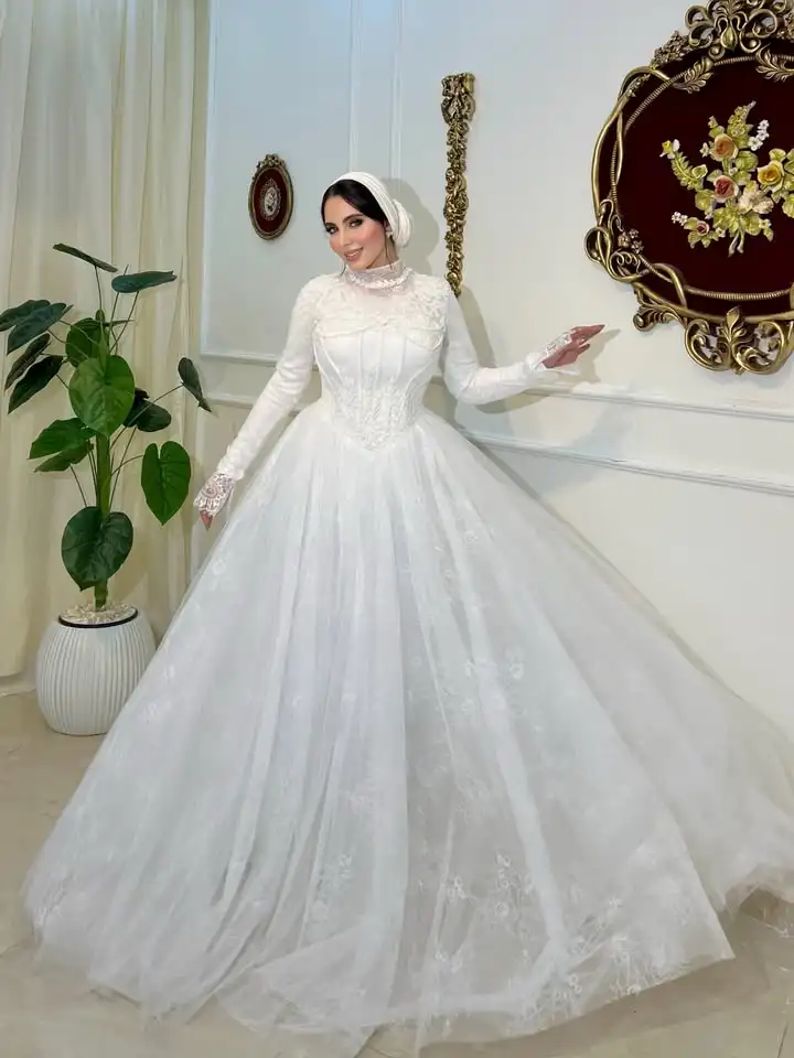 Customized Modest Muslim Wedding Dress High Neck Long Sleeve Lace Corset Bridal Gown Lace Tulle Islamic Hijab Engagement Dress