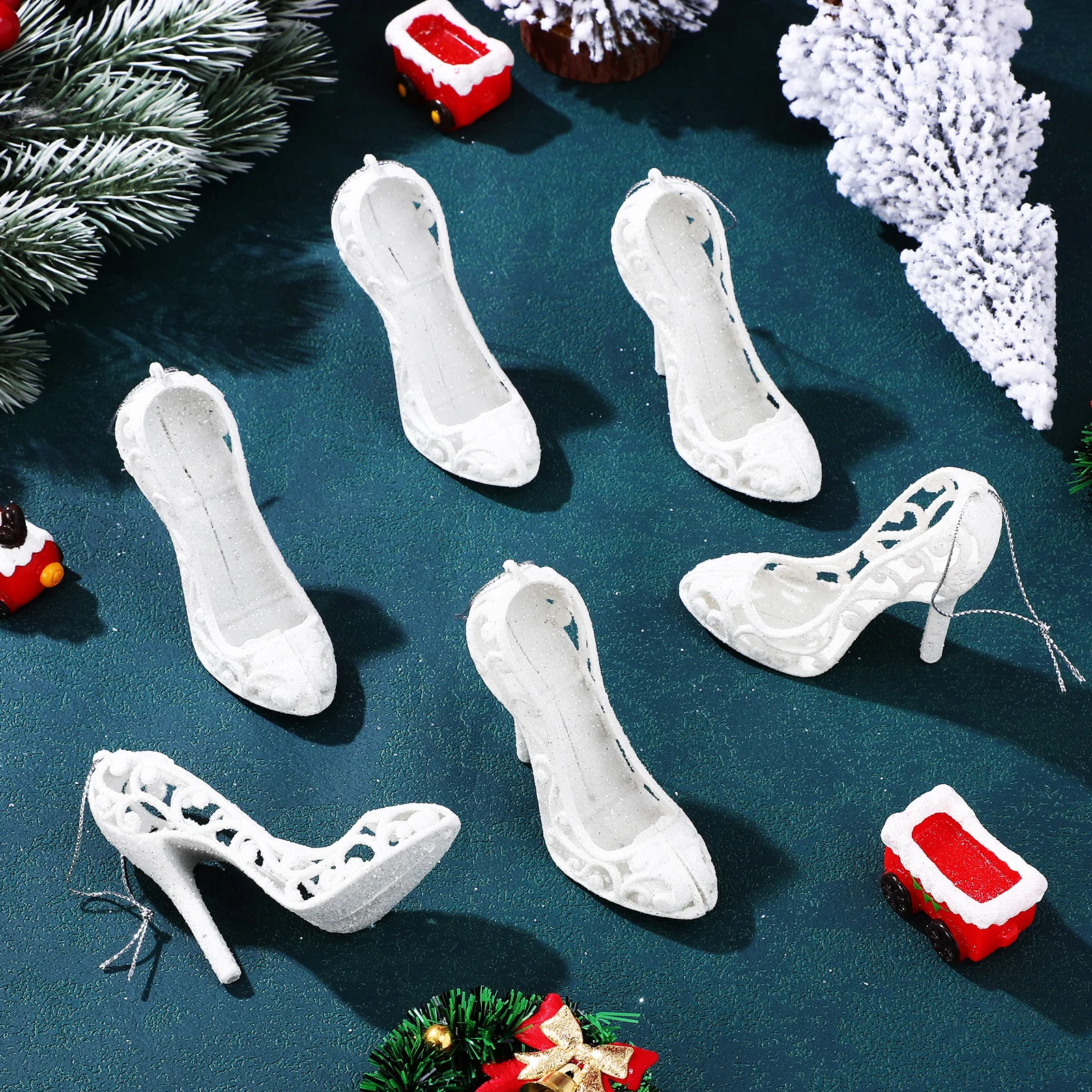 

24Pcs High Heel Hanging Decor Creative Shoe Shape Party Ornament for Christmas Wedding Birthday Festival Decoration