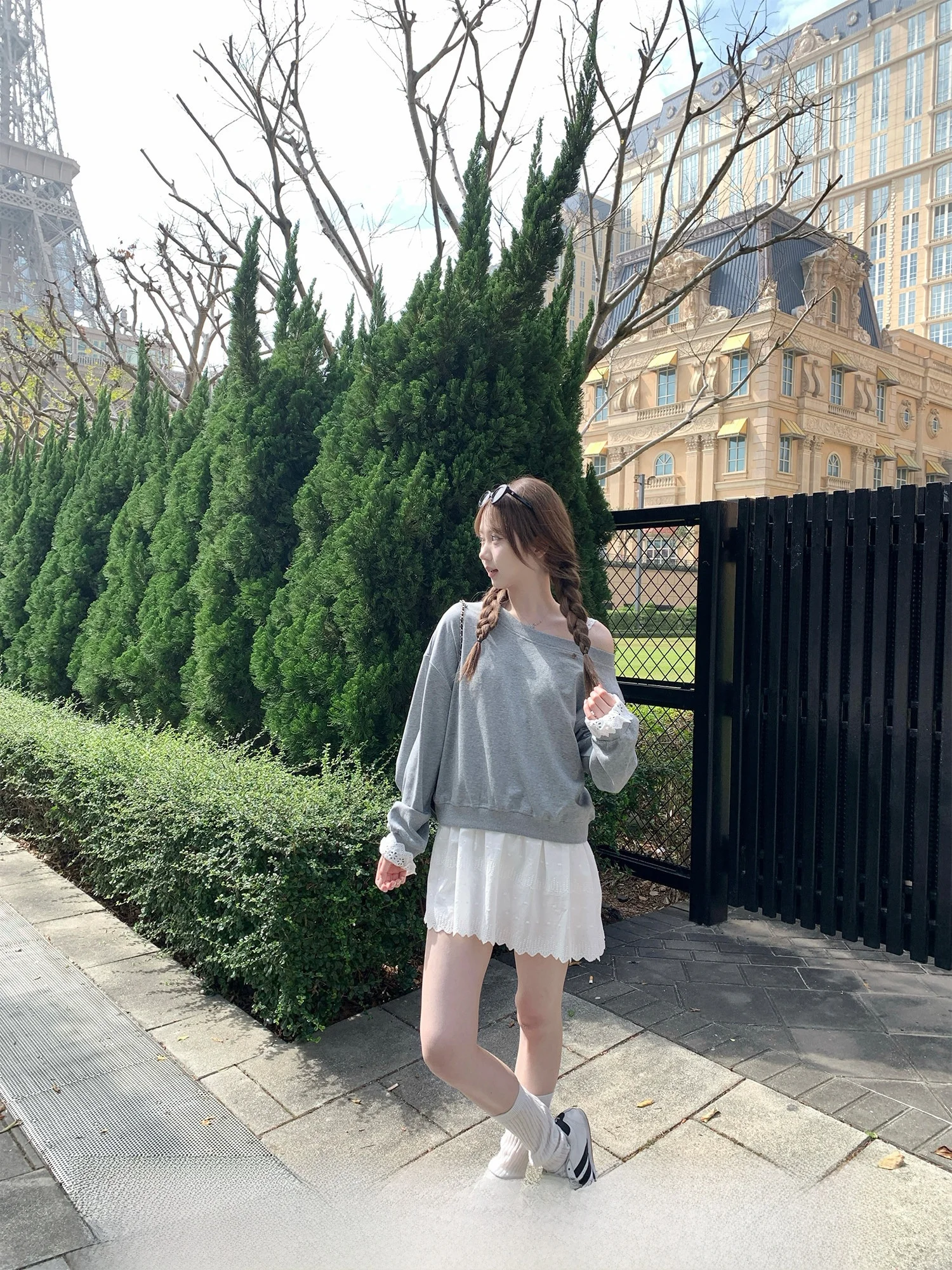 

Lazy Sle oulder Slouchy Thin Sweatirt Women's New 2026 Versatile Strap Dr Layering Two-Piece Set Long Sve Spring