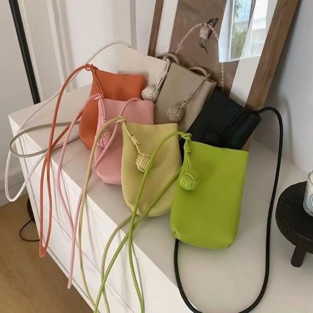 

Women Faux Leather Crossbody Bag Stylish Women's Crossbody Phone Bag for Casual Outings Shopping Small Solid Color Mini