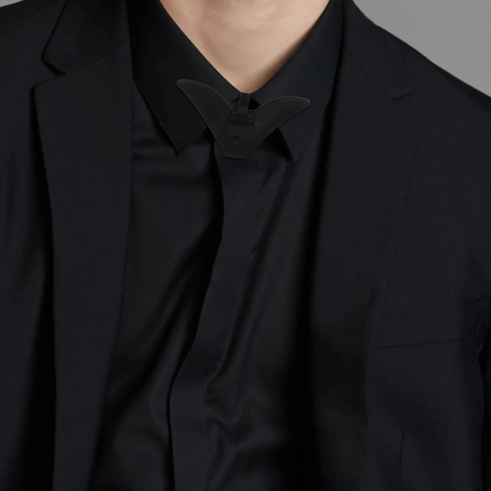 20pcs Plastic Tie Clips For Men Necktie Holder Hardware Bow Tie Fastener Clips Wedding Banquet Office Wear Accessories