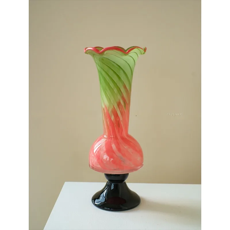 Retro pink green gradual change French tall art niche atmosphere handmade glazed glass medieval vase flower arrangement