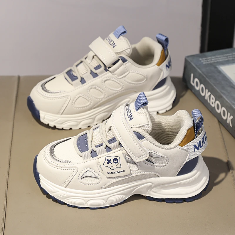 أحذية رياضية ممتصة للصدمات للخريف للأطفال، أحذية للأب غير قابلة للانزلاق للفتيات، أحذية جري خفيفة على الطراز الأجنبي