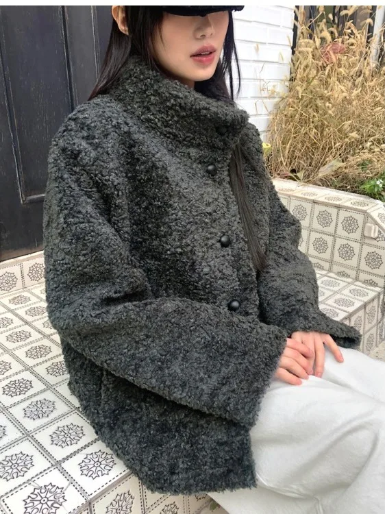 

Новое зимнее поступление, шикарное ретро хлопковое джет на пуговицах, женское модное универсальное теплое пальто с воротником-стойкой, одинарное...