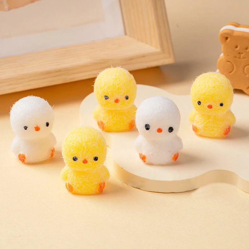 Sticky TPR Squishy Mini Flocking Chick Stress Relief Squishy New Fidget Toy Mini Relief Squeeze Toy Children\'s Decompression Toy