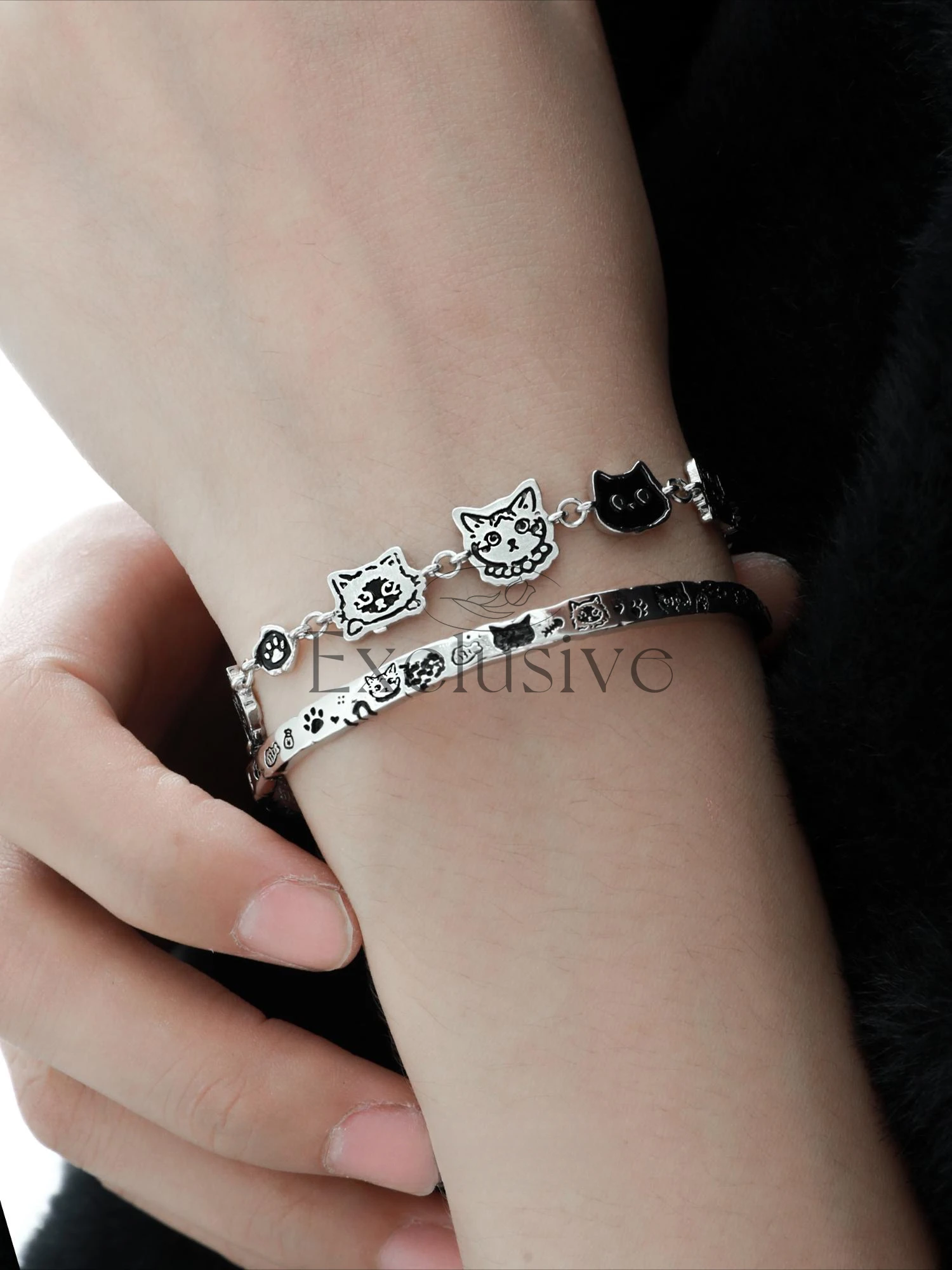 Graffiti cat bracelet female niche design cold wind advanced feeling pull bracelet