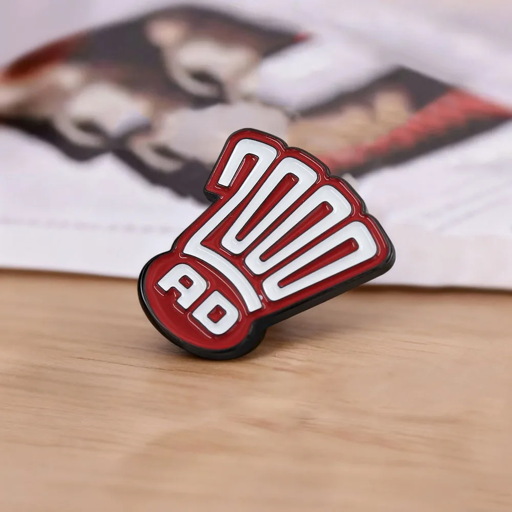 Classic 2000-AD Logo Hard Enamel Pin Vintage British Comic Badge Retro Sci-Fi Manga Brooches Collective Fans Gift Accessories