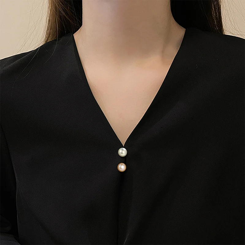 Natural freshwater pearl shirt neckline anti-exposure buckle simple corsage brooch women fixed clothing accessories buckle