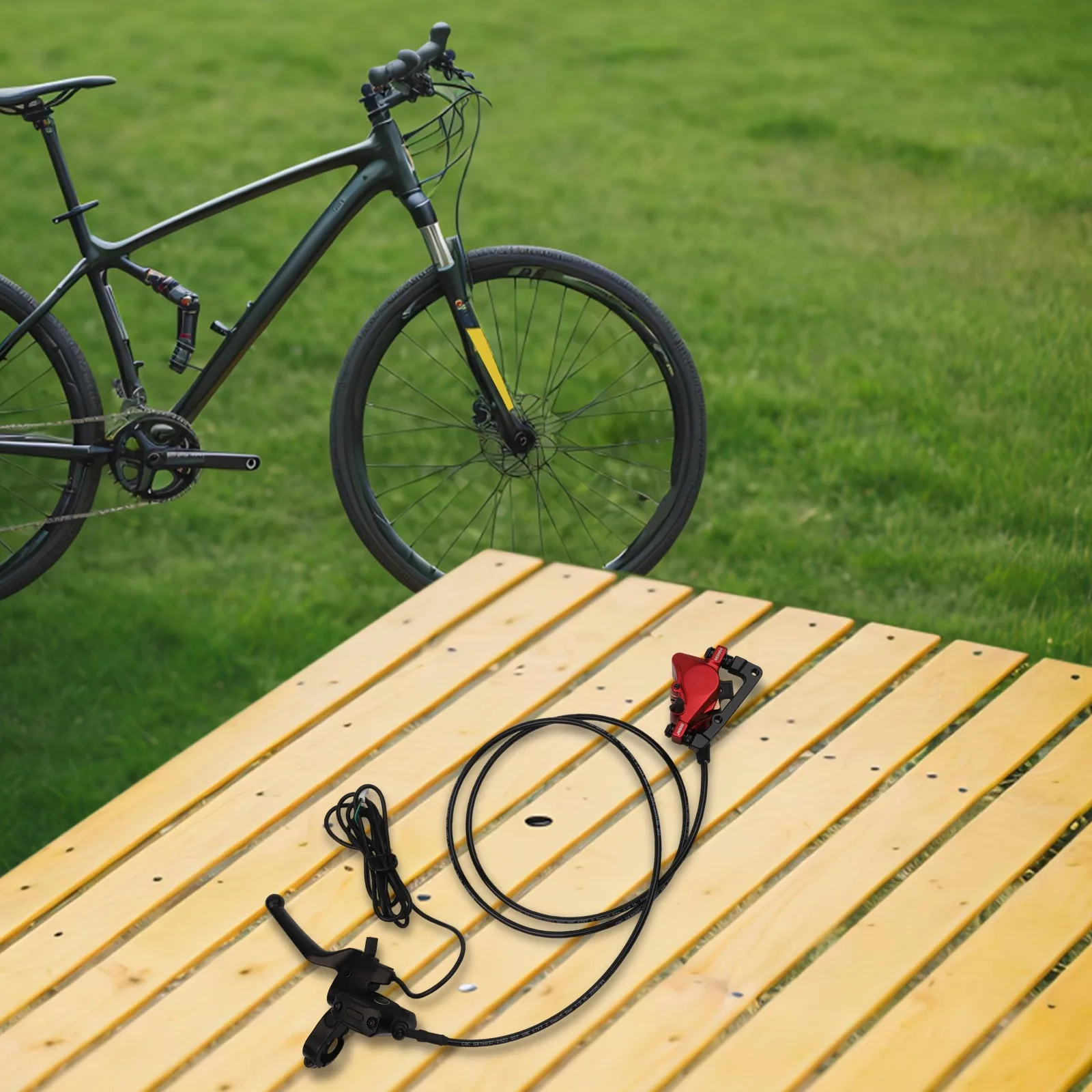 

Складной тормоз для электровелосипеда, тормоз для электрического велосипеда, износостойкие тормозные колодки, противогибочная масляная трубка, длина масляной трубы 160 см, задняя часть