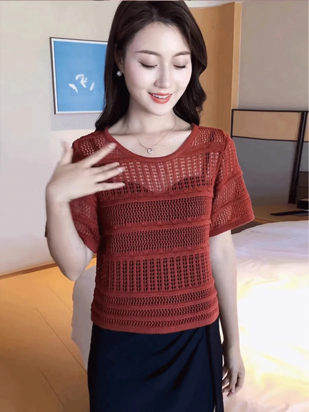 

Ice Silk Hollow Knitted ort Sve T irt Women Summer Casual Faionable Small irt Youthful Design Trendy Me Top