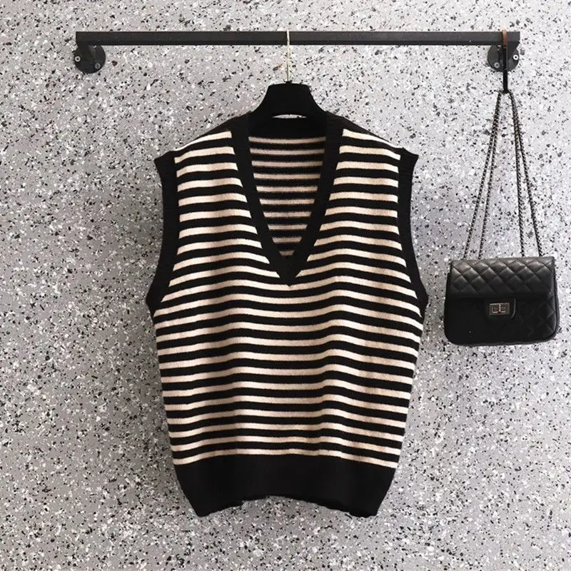 Spring and Autumn Set Women\'s 2023 New Korean Fashion Stripe Tank Top Casual Age Reducing Dress Two Piece Set