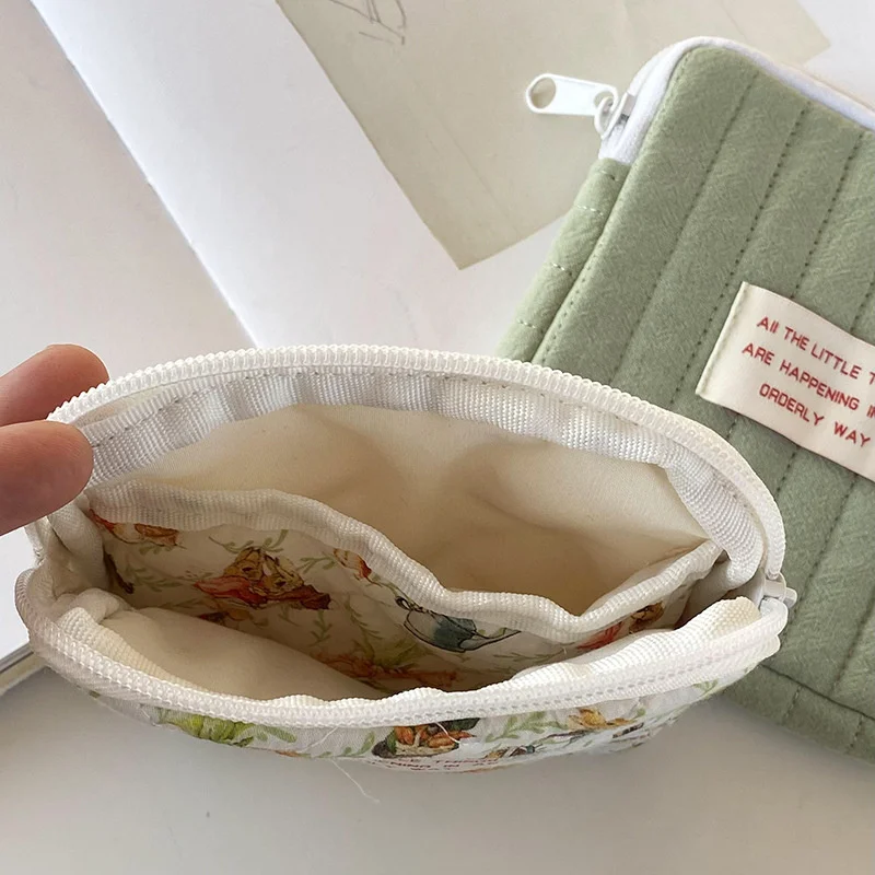 Fashion Women Small Cosmetic Bag Travel Mini Sanitary Napkins Organizer Make Up Coin Money Card Lipstick Storage Pouch Purse Bag