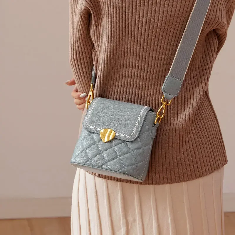 Aidrani Ladies Mini Satchel Crossbody Bag, Quilted Top Layer Leather with Heart Shape Lock, Multi-Pocket Adjustable Strap