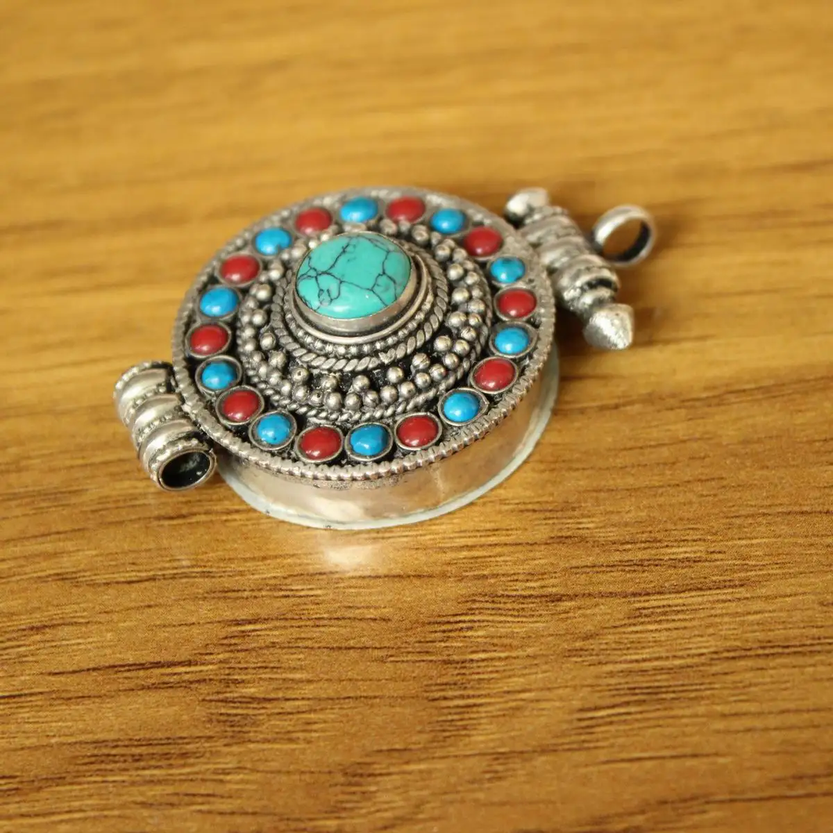 PN197 Tibetan Silver Inlaid Colorful Coral Turquoises Beads 32mm Round Prayer Gau Box Pendant Necklace Handmade Nepal Jewelry