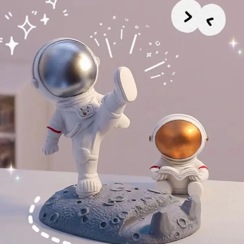 1pc Office Desk Decoration Nordic Style Astronauts Mobile Phone Stand Holder Ornaments Resin Spaceman Bracket Toy Boyfriend Gift