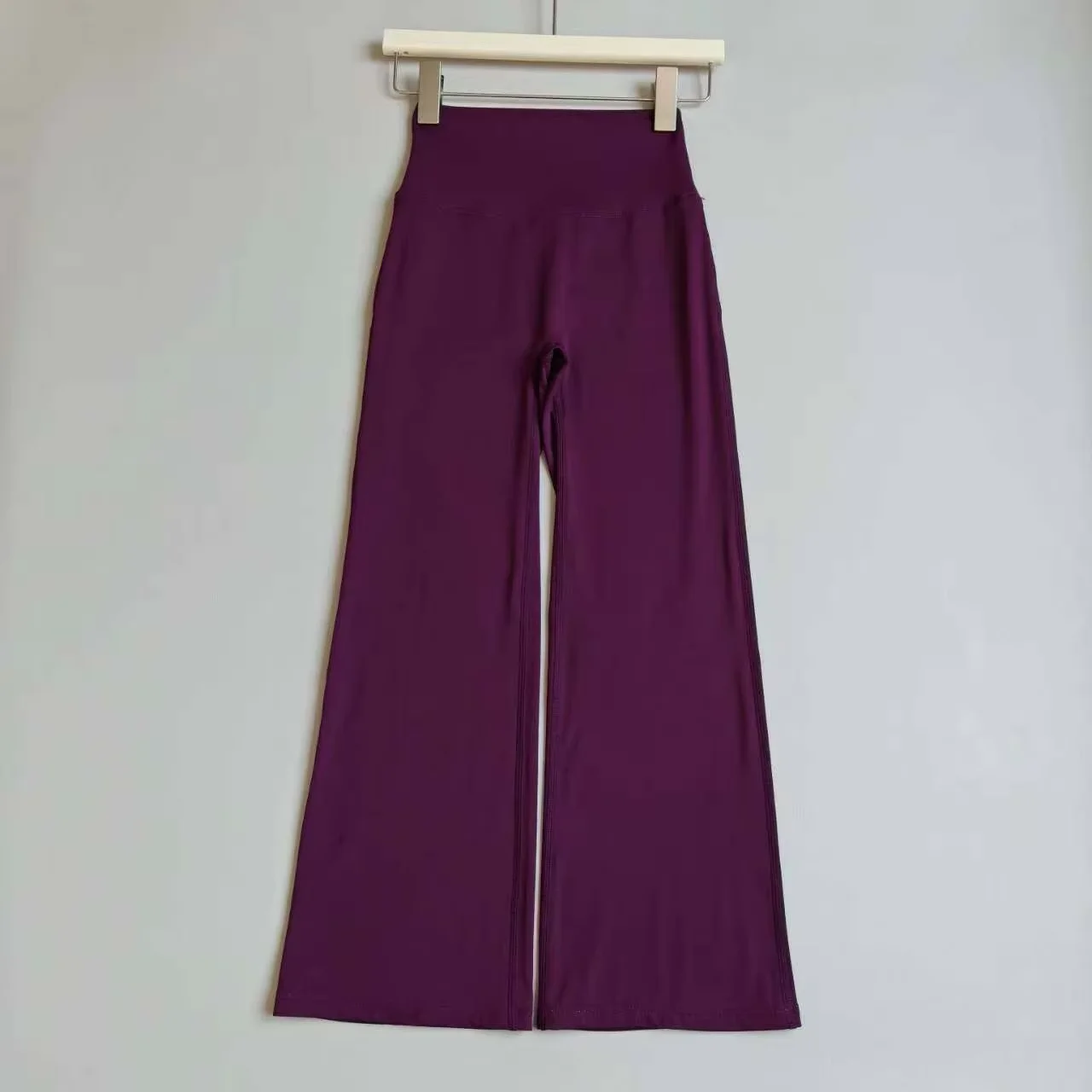 Damen-Capri-Leggings mit hoher Taille und formendem Hüftbereich, Second-Skin-Schnelltrocknende 4-Wege-Stretch-Yoga-Hose für Pilates, Fitnessstudio und Alltag – Detail 12